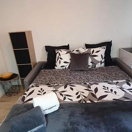 Charming 1-bedroom With Free Parking