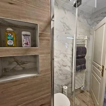 Charming 1-bedroom With Free Parking * Niza